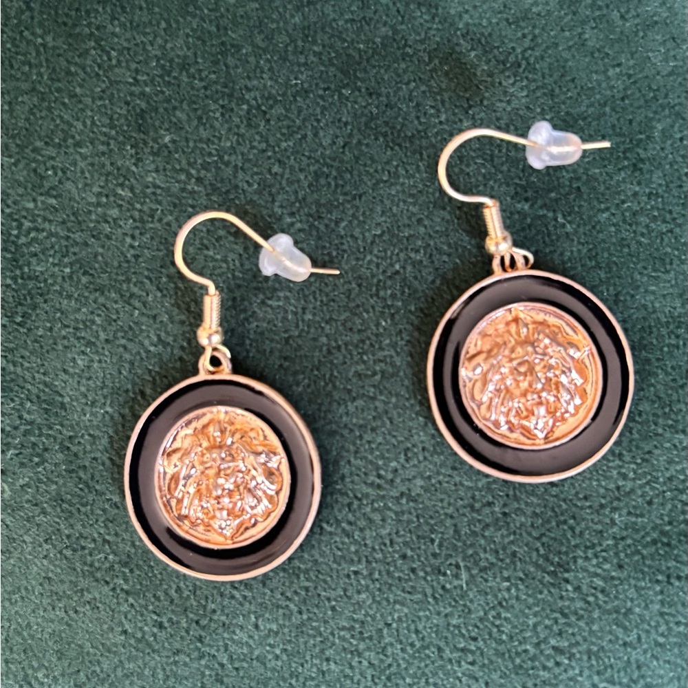 Elegant Gold and Black Earrings